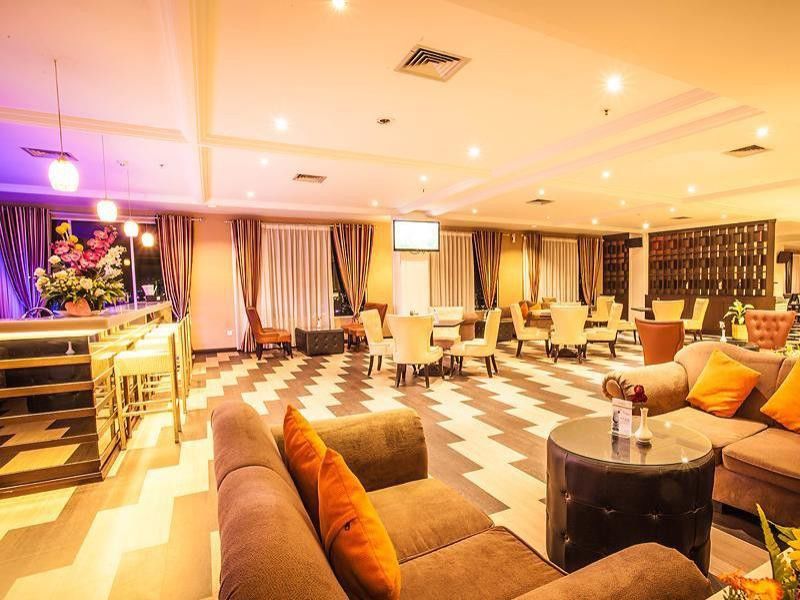 King'S Hotel Nagoya Batam Exterior photo
