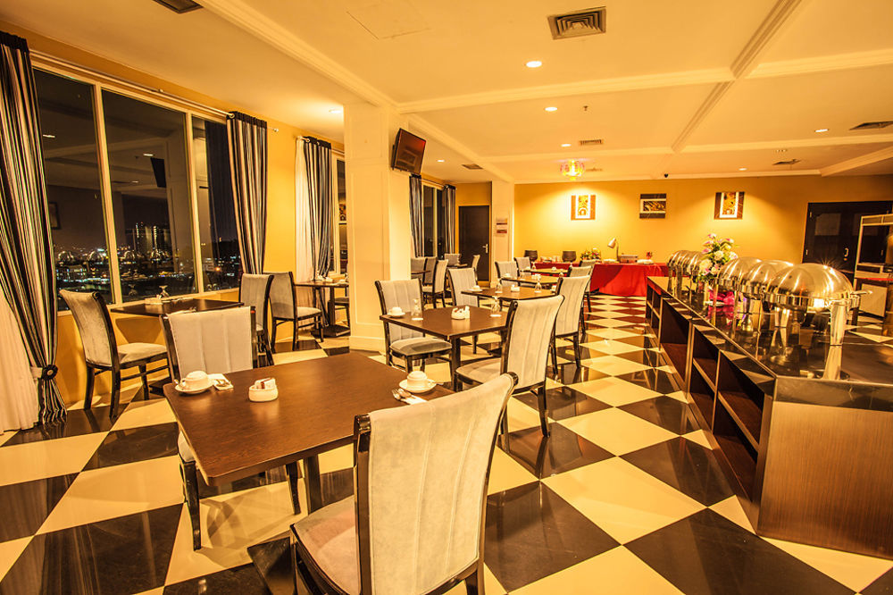 King'S Hotel Nagoya Batam Exterior photo