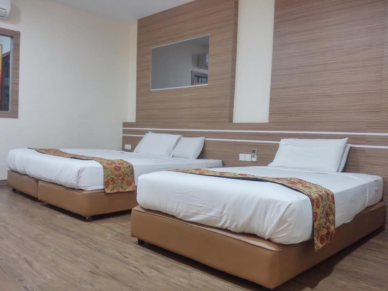 King'S Hotel Nagoya Batam Exterior photo
