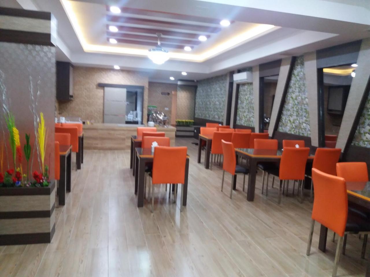 King'S Hotel Nagoya Batam Exterior photo